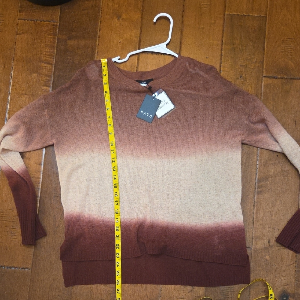 NWT Cashmere Fate Brown Crew Neck Wool Blend Sweater with Ombre Design in L - Picture 11 of 11